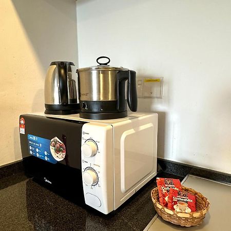 Landmark Stunning High Floor Coast View Studio #Netflix #Fast Wifi Tanjung Tokong Eksteriør bilde