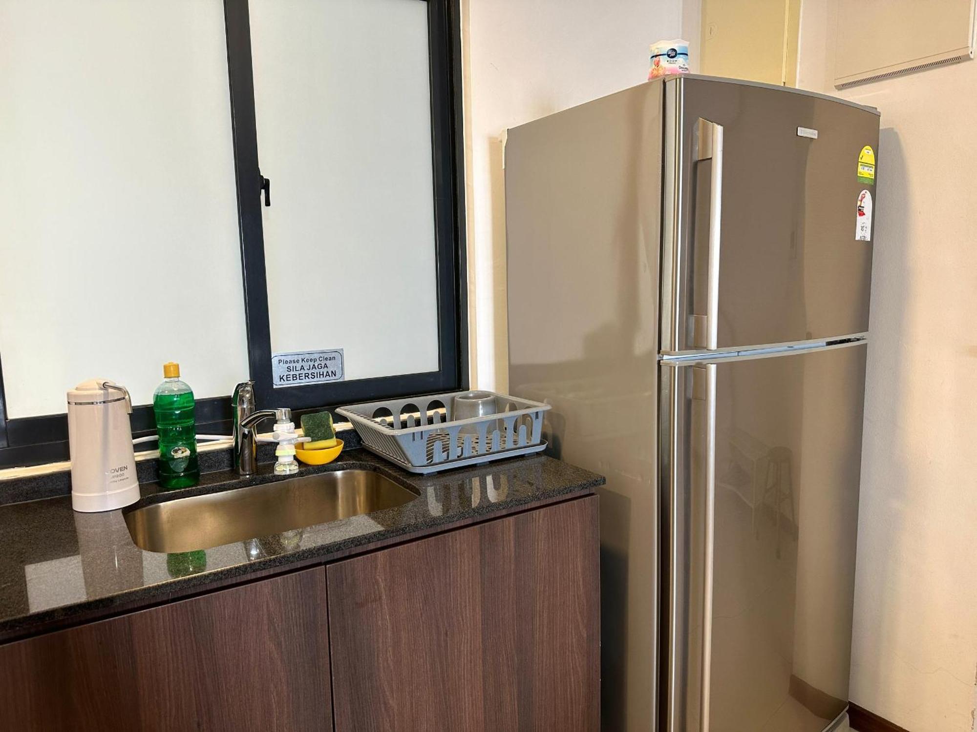 Landmark Stunning High Floor Coast View Studio #Netflix #Fast Wifi Tanjung Tokong Eksteriør bilde